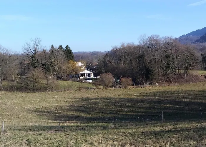 ヴィラ Maison Dans La Nature Entre Lacs Et Montagnes